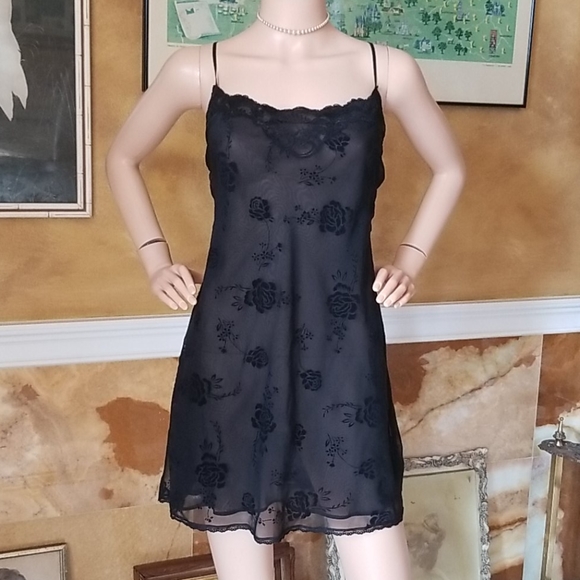 Vintage Other - Vintage Josie by Natori Sheer Velvet Rose Nightie
